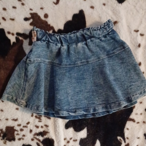 Little Lass Orange and Blue Blouse with Ruffle Detail - Picture 5 of 10